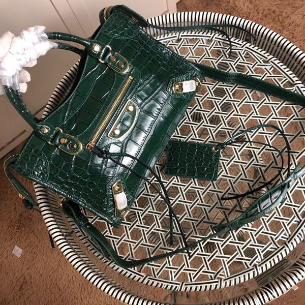 バレンシアガバッグ素材ディテール